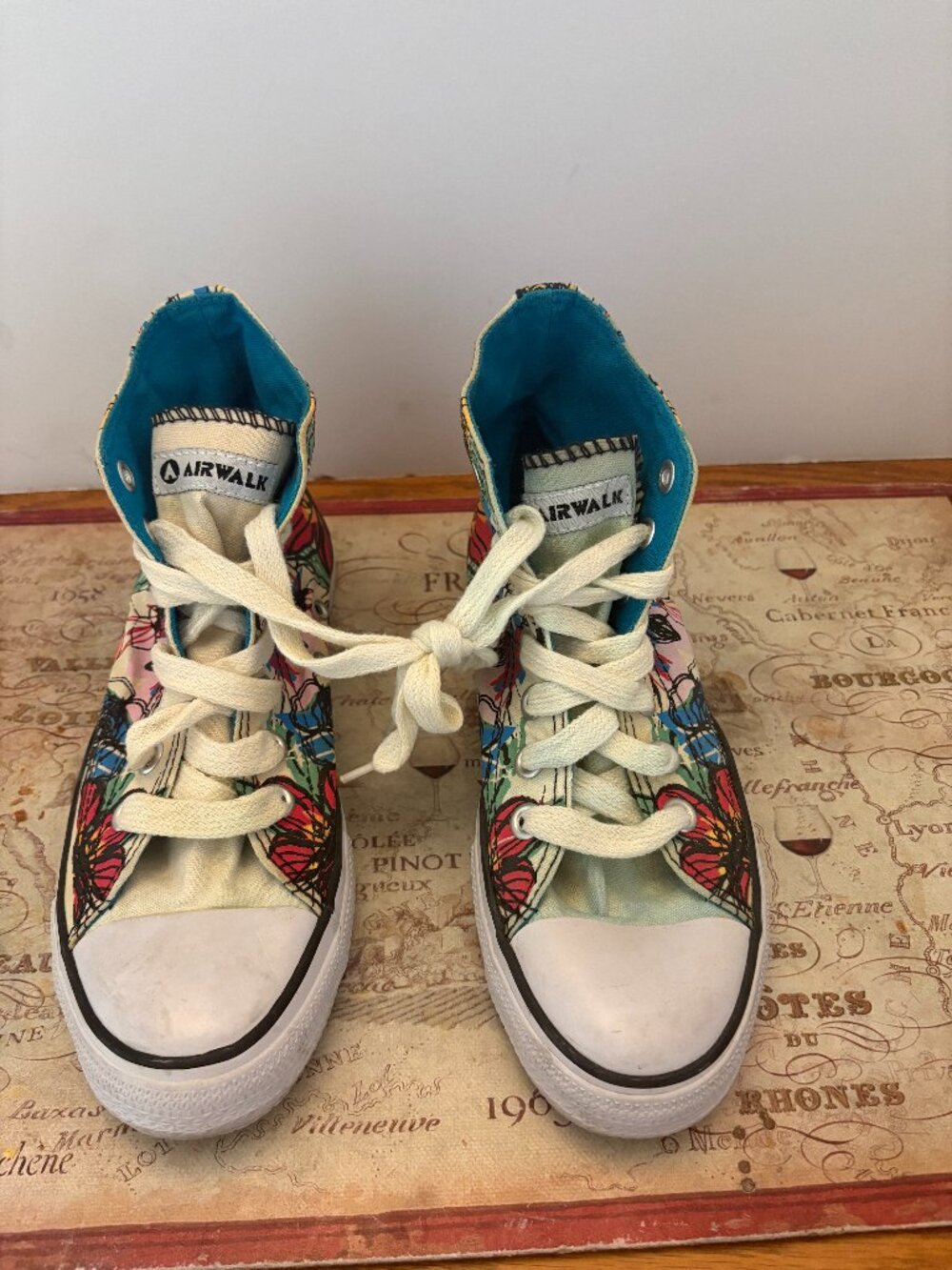Women’s Floral Airwalk High-Top Sneakers – Size 6.5